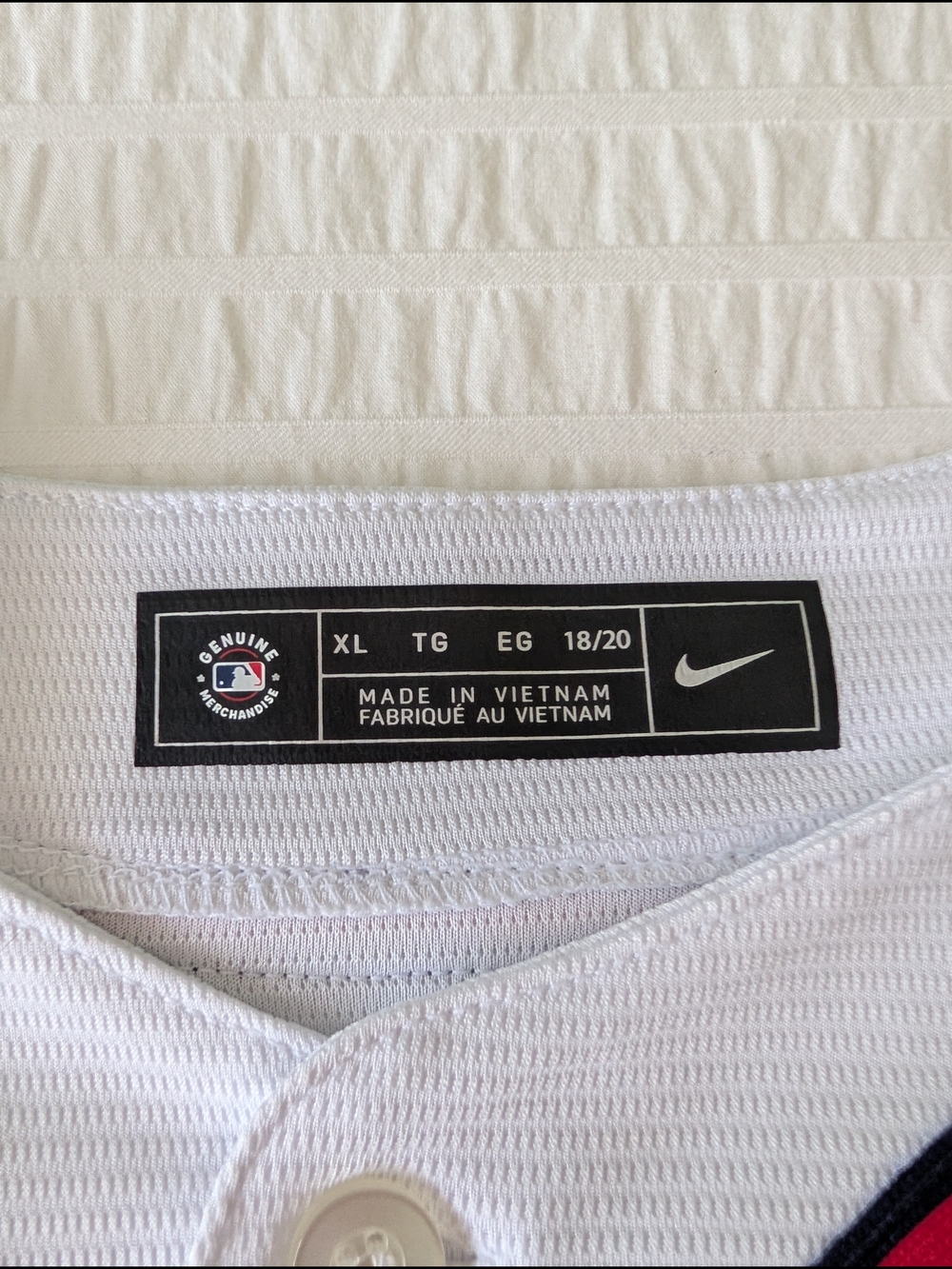 MLB Genuine Merchandise Acuña Jr. #13 Baseball Jersey White Red, Youth XL 18/20 - Picture 3 of 9